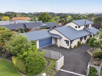 32 Kuripaka Crescent, The Gardens, Auckland