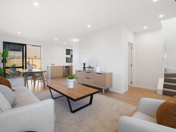 11 Huru Road, Flat Bush, Auckland
