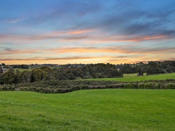 55 Gordon Francis Drive, Paerata, Pukekohe