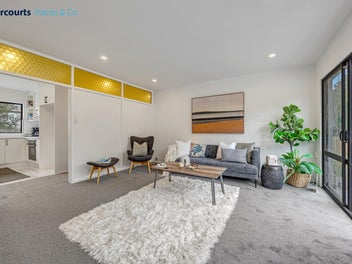 2/81 Stredwick Drive, Torbay, Auckland