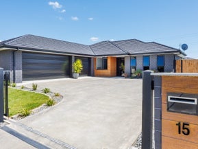15 Atlantic Drive, Fitzherbert, Palmerston North