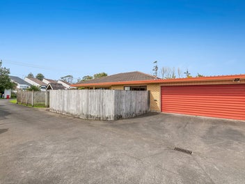 5 Pengelly Place, Parakai, Helensville