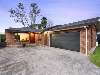 8A Craigbank Avenue, New Lynn, Auckland