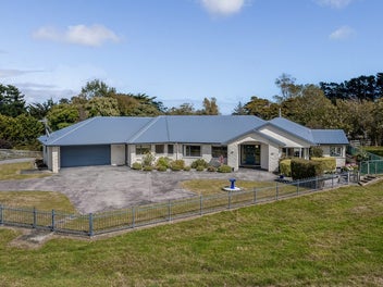 7 Jones Deviation, Pāuatahanui, Porirua