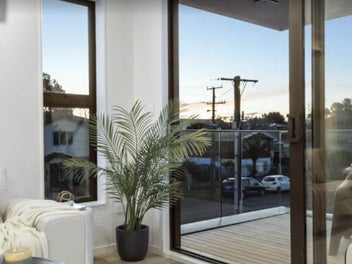 1/2 Fairview Road, Papatoetoe, Auckland