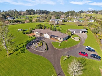 415 Duck Creek Road, Stillwater, Silverdale
