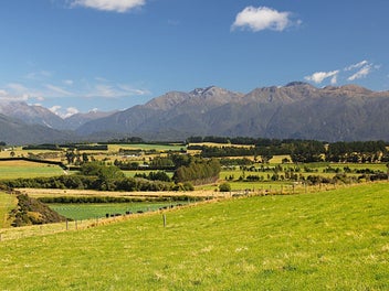 65 Ridgedale Road, HILLSIDE, TE ANAU
