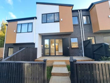 13/20 Seabrook Avenue, New Lynn, Auckland