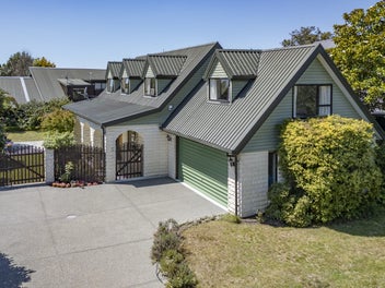 68 Lake Terrace Road, Burwood, Christchurch