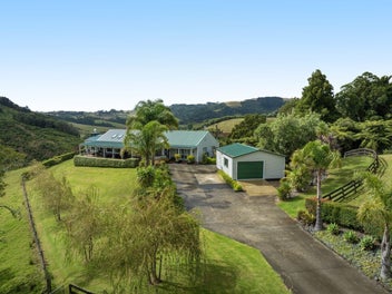 307C Maxted Road, Bombay, Drury