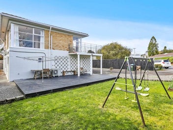 2/7 Littlejohn Street, Hillsborough, Auckland