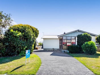 124 Glover Road, Hawera