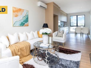 8/2 Reeves Road, Pakuranga, Auckland