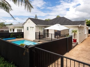 21 Edgars Road, Westmere, Auckland