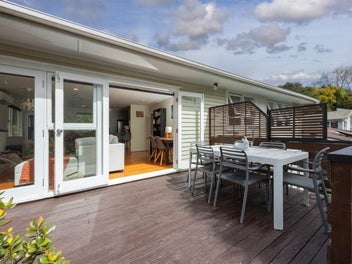 183 Golf Road, Titirangi, Auckland