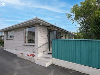 235C Bay View Road, Saint Clair, Dunedin