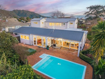 5 St Columbans Grove, Boulcott, Lower Hutt