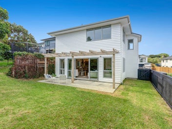 25 Maylee Crescent, Gulf Harbour, Whangaparaoa