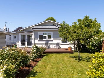 317 Lovedale Road, Saint Leonards, Hastings