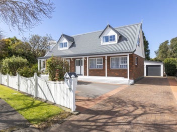 10 Elder Grove, Whalers Gate, New Plymouth