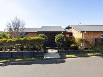 5 Ruske Place, Grandview Heights, Hamilton