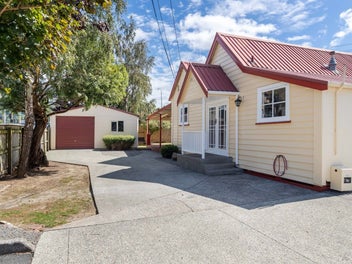 5 Mangaroa Hill Road, Clouston Park, Upper Hutt