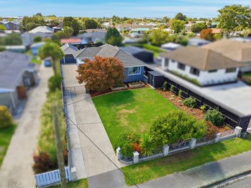 77 Neill Street, Hornby, Christchurch