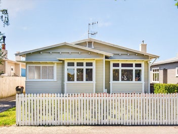 231 Georges Drive, Napier South, Napier