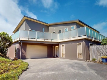 51 Kent Avenue, Waitārere Beach, Levin
