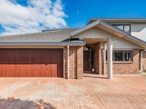 32 Quadrant Heights, Paraparaumu
