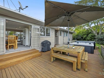 17 Sherie Place, Howick, Auckland