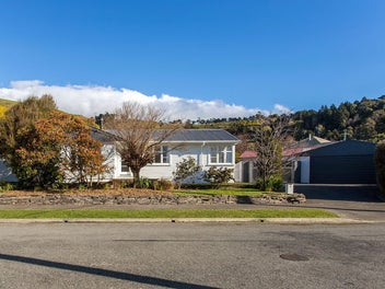 4 Lucienne Place, Hillsborough, Christchurch