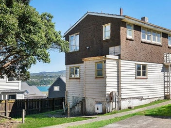 18 Tukanae Street, Strathmore Park, Wellington