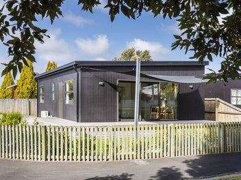 2 Kearneys Road, Linwood, Christchurch
