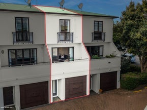 2/25 Rossmay Terrace, Kingsland, Auckland
