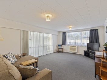 1/6 Fairview Place, Westown, New Plymouth