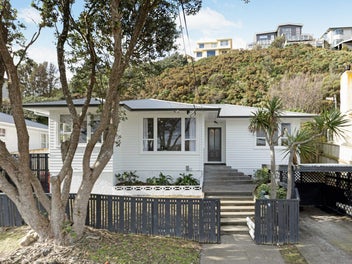 9 Ahuriri Street, Strathmore Park, Wellington