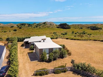 50 Westside Road, Port Waikato