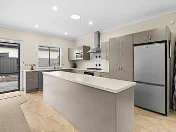 2 Tasman Drive, Poraiti, Napier