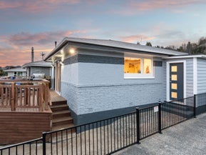 22 Stephen Street, Halfway Bush, Dunedin