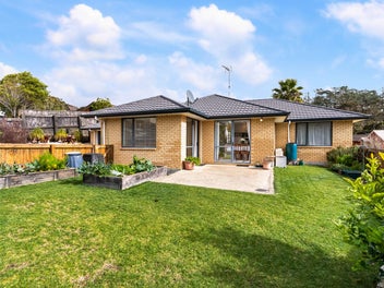 20 Lomas Way, Albany, Auckland