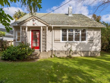 72 Durham Crescent, Fairfield, Lower Hutt