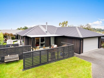 6 Lancaster Lane, Waldronville, Dunedin