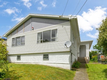 18 Sunshine Avenue, Karori, Wellington