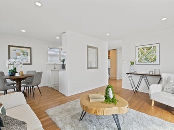 2/243 Lake Road, Northcote, Auckland