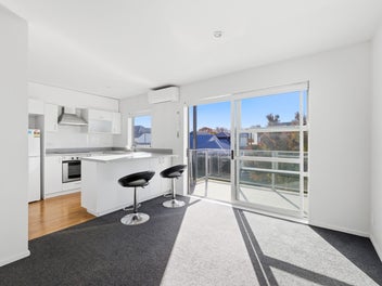 B8/101 Caledonian Road, St Albans, Christchurch