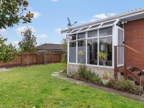 2/17 Poinsettia Place, Henderson, Auckland