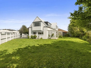 77 Regency Crescent, Redwood, Christchurch