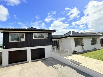 7 Sunnyview Avenue, Shelly Park, Auckland