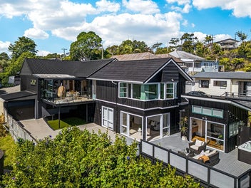 6 Blacks Road, Greenhithe, Auckland